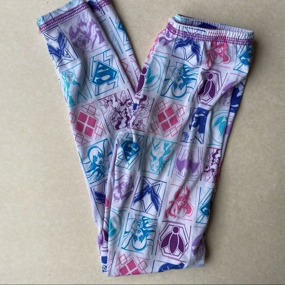 DC Super Hero Shirt/pants Pajama Set Size Y-Small - Picture 6 of 6